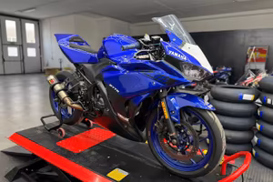 Yamaha R3