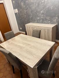Tavolo allungabile + 4 sedie