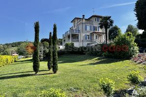 Villa o villino Arona [616VRG]