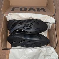 Adidas Yeezy Foam Runner - Onyx US 10 | EU 44 1/2