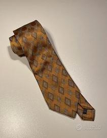 Cravatta seta 100 % “La cravatta su misura" Roma.