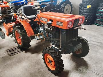 TRATTORE - KUBOTA B-5000 - CON FRESA ORIGINALE 90 