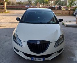 Lancia delta (ORO) 1.6cc 120 cv
