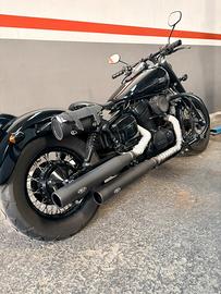 Honda shadow black spirit 750