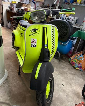 Vespa 50 Special