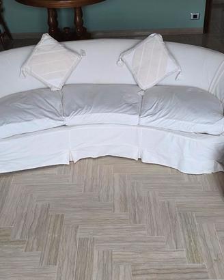 Divano 3 posti + 2 poltroncine