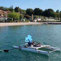 Catamarano a remi xcat