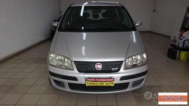 FIAT - Idea - 1.3 Multijet 16V 70CV BlackEnergy