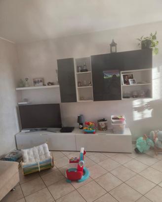 Trasloco, mobile sala da dare via