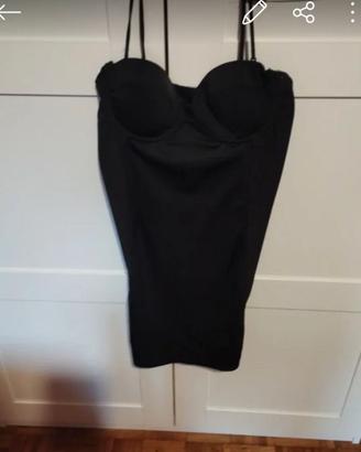 Elegante vestito da donna, perfetto per occasioni