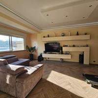 Ganzirri, rifinito appartamento con terrazzo