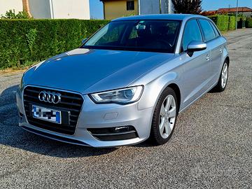 AUDI A3 ( 3° serie ) SPB 1.6 TDI S tronic Ambition