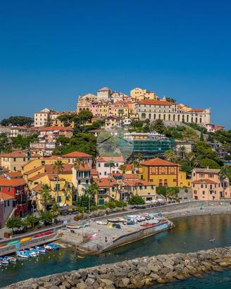 MAGAZZINO A IMPERIA