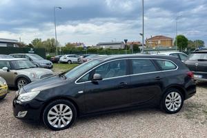 Opel Astra 1.4 Turbo 140CV GPL Gancio Traino