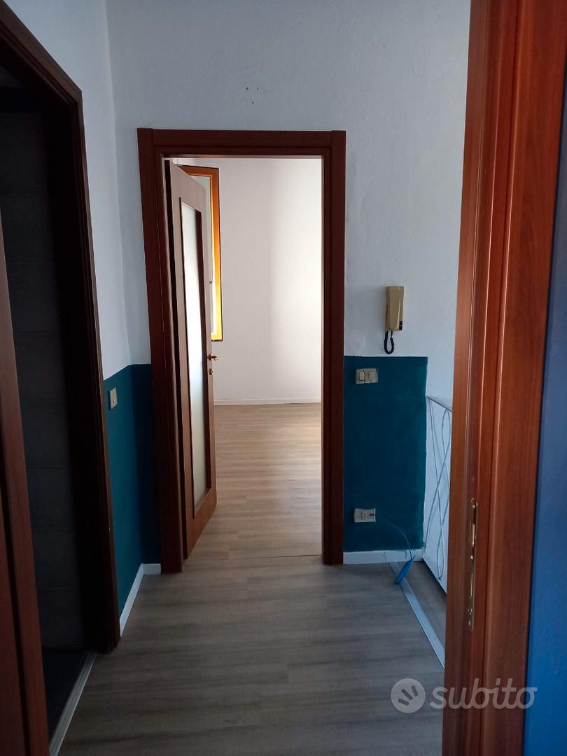 Villa Singola e terreno a Borgo San Siro (PV) - Vista 5