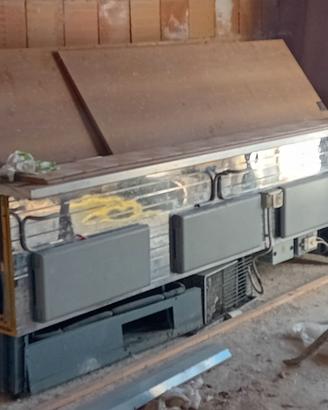 Banco frigo per negozio di 5 metri