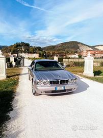 Jaguar xj8