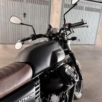 Moto Guzzi V7 III Stone 2019