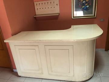 Bancone recepsionist