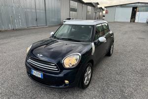 Mini Cooper Countryman 1.6 D blu/bianco