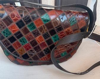 Borsa a tracolla in pelle patchwork stile rettile