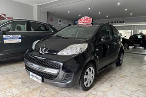 Peugeot 107 1.0 benzina 5p. Sweet Years