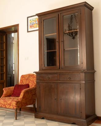 mobile credenza con vetrina