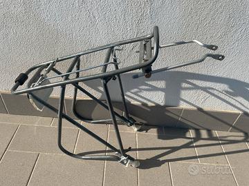 Portapcchi per bici da viaggio