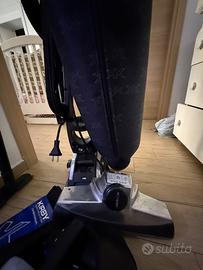 Aspiratore + accessori con più funzioni Kirbi