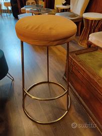 sgabelli,pouf e tavolini