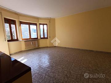 5 LOCALI A CASSANO DELLE MURGE