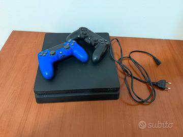 Play Station 4 slim + 2 joystick originali