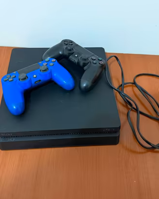Play Station 4 slim + 2 joystick originali