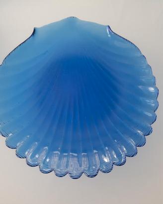 Piatti in vetro blu