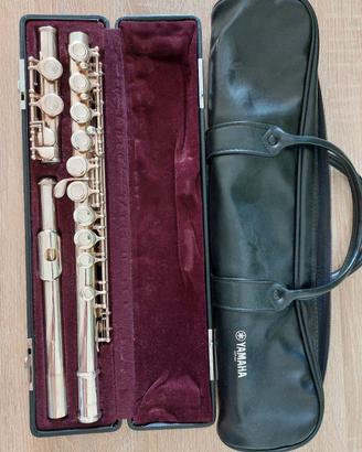 Flauto traverso Yamaha YFL-421  argento 925