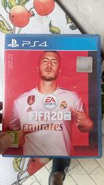 4 videogiochi + 4 videogiochi vedi nell altro post