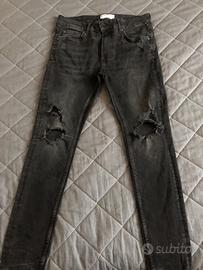 Jeans strappati neri