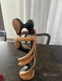 Statua in legno intreccio