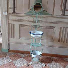 Tre portabacile in ferro battuto