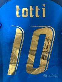 Maglia italia totti autografata