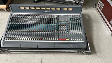 Mixer soundcraft Venue 32 canali + 28 canali + ric