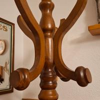 Attaccapanni a colonna