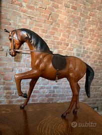 Cavallo in pelle cuoio vintage