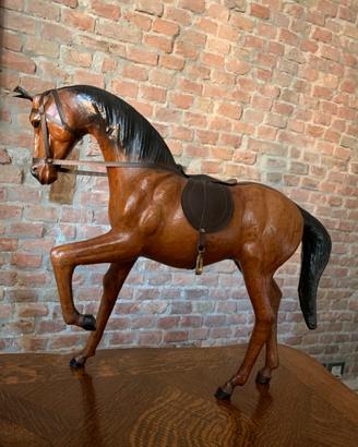 Cavallo in pelle cuoio vintage