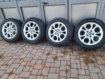 Cerchi originali BMW X3 con gomme invernali