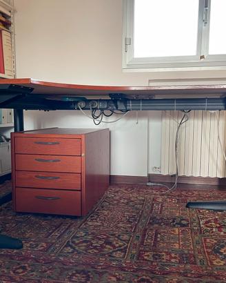 Scrivania e cassettiera ciliegio