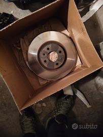 Abarth 500 dischi più pinze