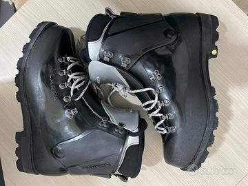 Scarponi da alta montagna  T. 44,5 (Marca SCARPA)