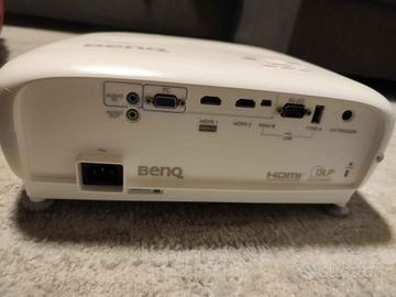 Proiettore Benq W1720 guasto per parti ricambio