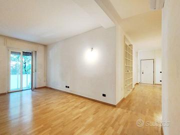 Appartamento di 100 m² con 3 locali a Milano